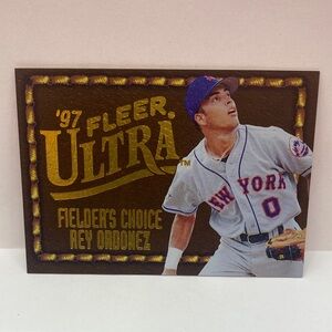1997 Fleer Ultra Fielder’s Choice Rey Ordonez #14 (063)
